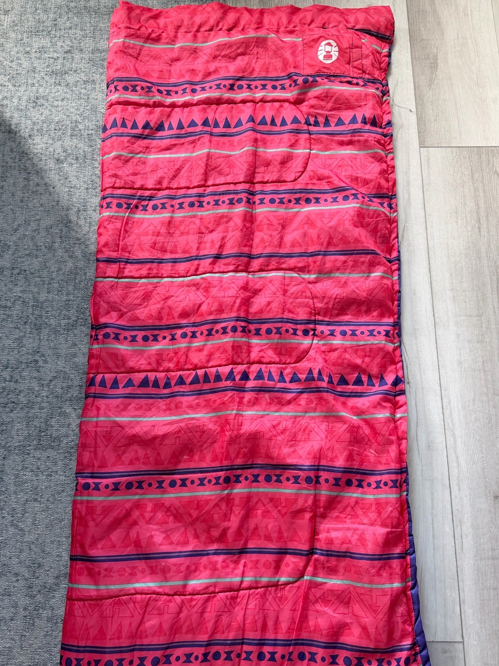 Coleman youth size sleeping bad Aztec pattern